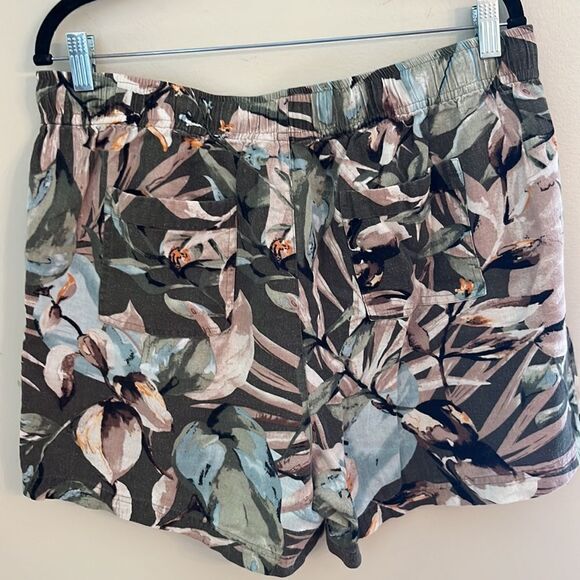 Jules & Leopoldo Casual Pattern Linen Shorts - Picture 3 of 6